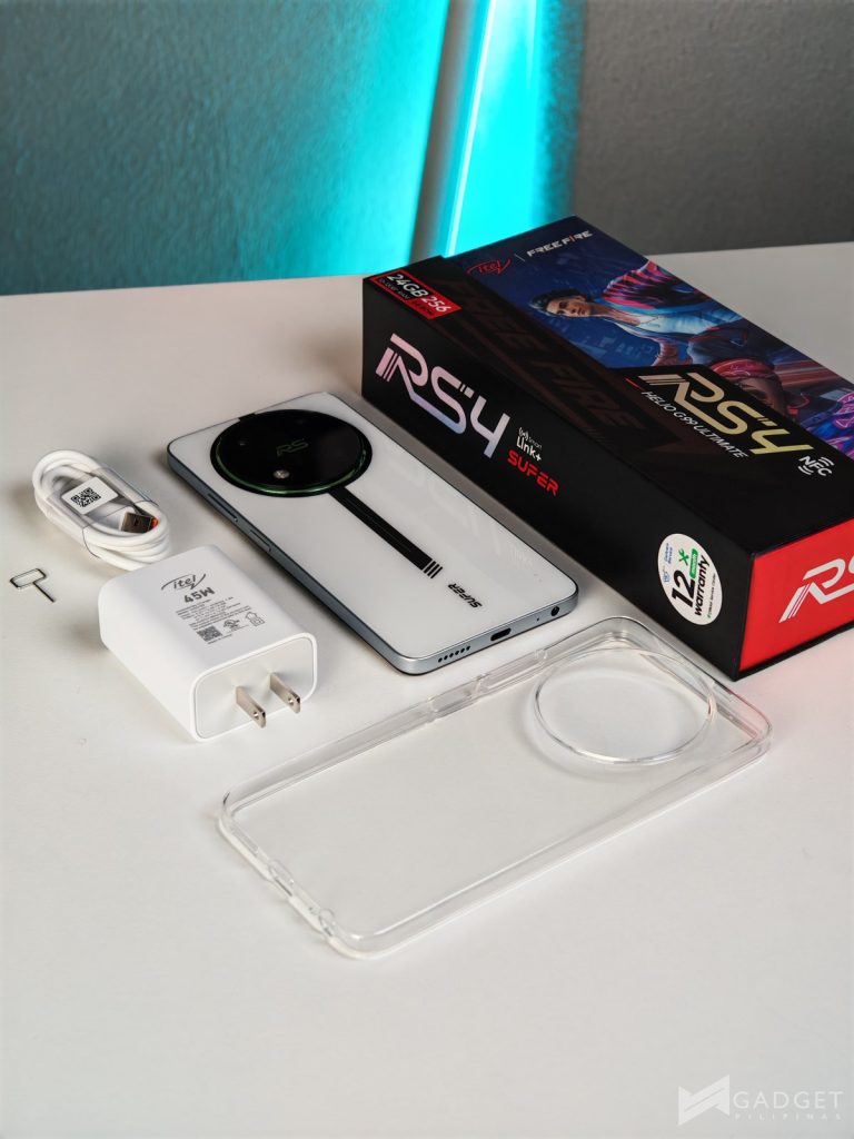 اتيل RS4   الذاكره 256 جيجا الرام 24 جيجا اسود 